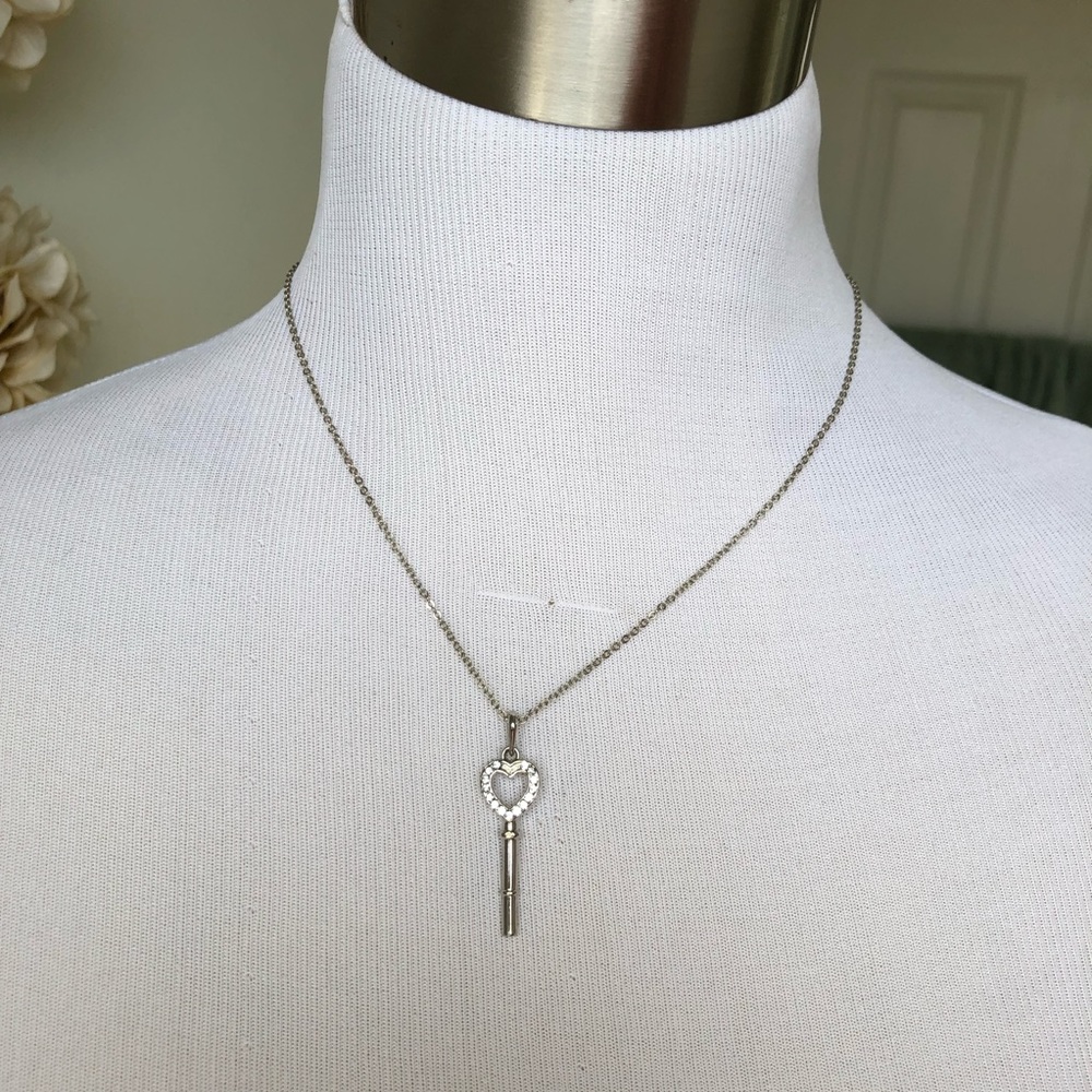 Silver Tone Heart Key Pendant Adjustable Necklace